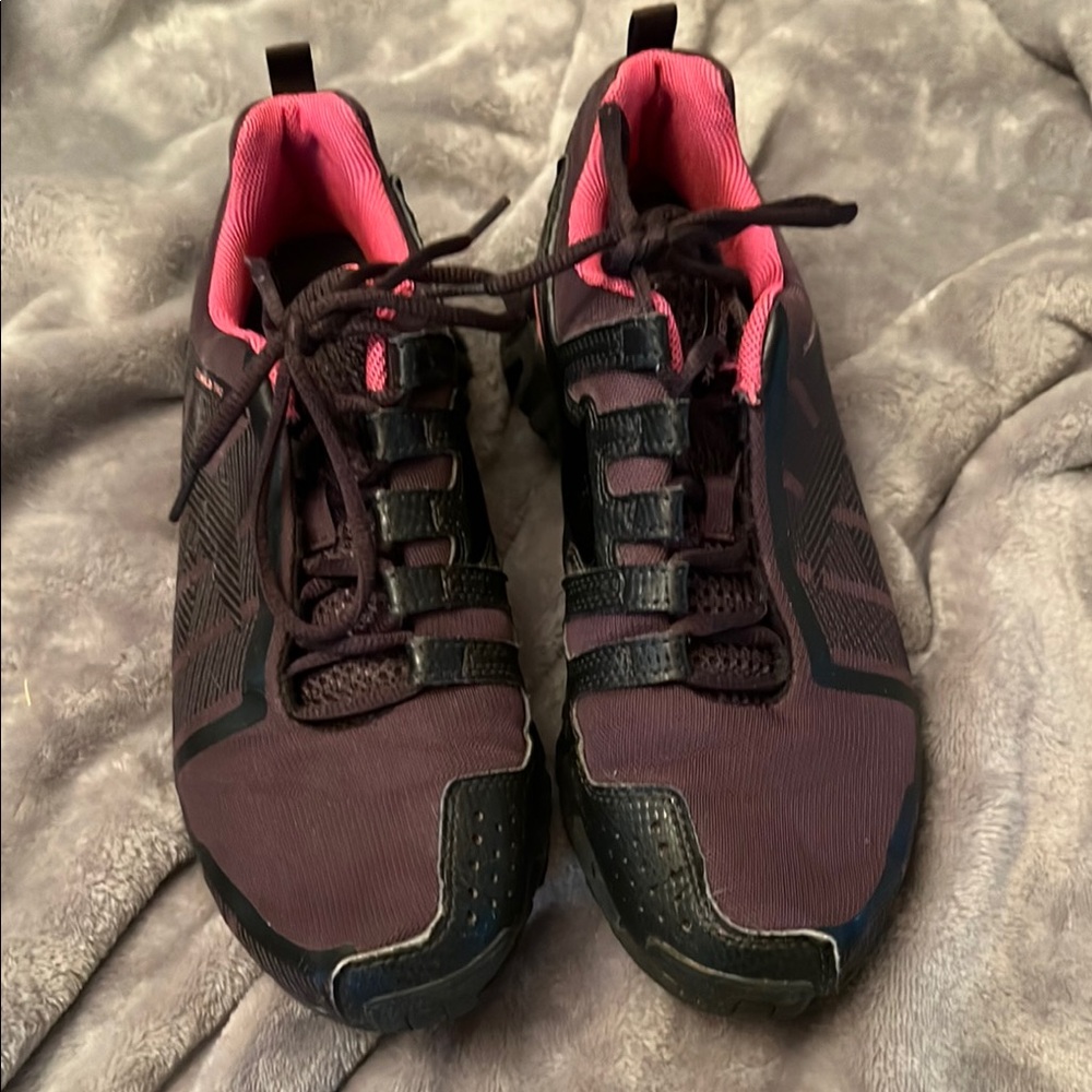Reebok Women's Black and Pink Athletic Shoes
